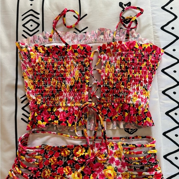 Flower Print Ribbed Tube Top w/ Corset Back & Bottoms - Picture 2 of 6